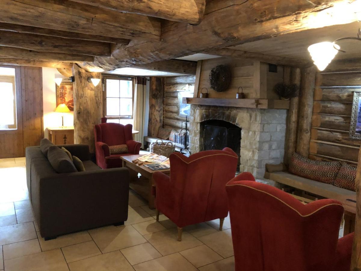 Arc1950 Auberge Jerome 圣莫里斯堡 外观 照片